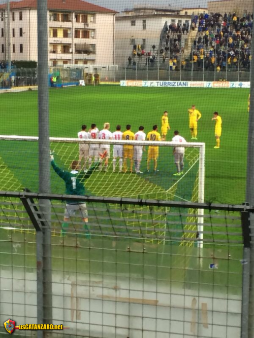 Frosinone - Catanzaro 1-0 (primo tempo) - UsCatanzaro.net