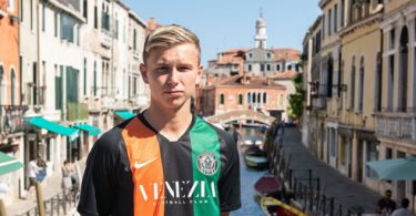 Bjarki Steinn Bjarkason